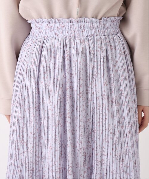 RAY CASSIN(レイカズン)の「小花柄消しプリーツスカート(スカート・レディース・ブラック/オフホワイト/ラベンダー・FREE)」の19枚目の写真
