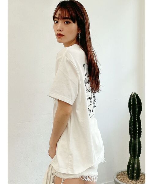 GYDA（ジェイダ）の「SMILE BUNNYポケットTシャツ（Tシャツ/カットソー・レディース・チャコールグレー/オフホワイト/ライトイエロー/シャーベット・FREE）」の12枚目の写真