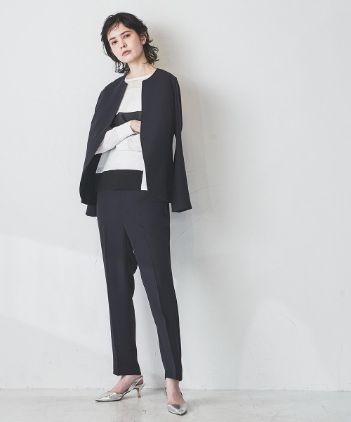 la.f…（ラエフ）の「【WEB別注カラーあり】ダブルクロステーパードパンツ《セットアップ対応/洗濯機で洗える》（その他パンツ・レディース・ブラック/ネイビー/グレー/カーキ/キャメル・11号/9号/7号）」の12枚目の写真