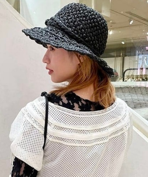 Ray BEAMS(レイビームス)の「Ray BEAMS / ペーパー ワイド ブリム ハット(ハット・レディース・ブラック/ナチュラル・ONE SIZE)」の1枚目の写真