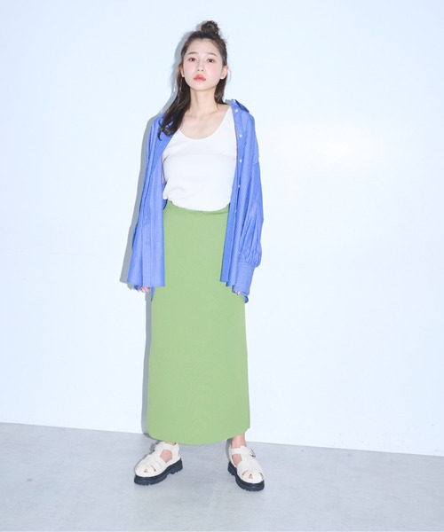 FREE'S MART（フリーズマート）の「◆前後2Way12G総針ニットタイトスカート（スカート・レディース・グリーン/オレンジ/ホワイト・FREE）」の4枚目の写真