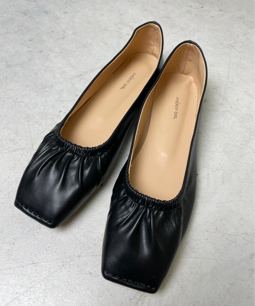 StyleSea（スタイルシー）の「スクエアトゥギャザーフラットシューズ（パンプス・レディース・アイボリー/ベージュ/ブラック・25cm/24.5cm/23cm/23.5cm/24cm）」の3枚目の写真