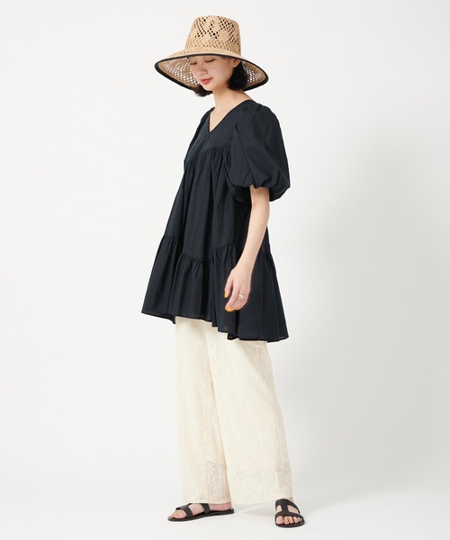 U by SPICK&SPAN（ユーバイスピックアンドスパン）の「アシンメトリーティアードチュニック（チュニック・レディース・ブラック/ピンク・FREE）」の9枚目の写真