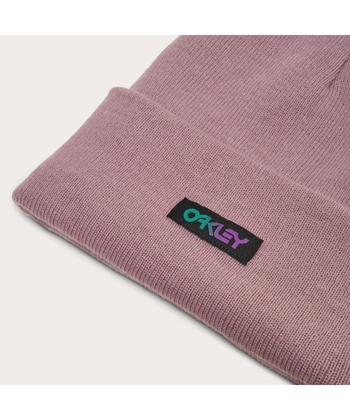 OAKLEY(オークリー)の「オークリー B1B GRADIENT PATCH BEANIE ニットキャップ/ビーニー/OAKLEY(ニットキャップ/ビーニー・メンズ・ブラック/レッド/エメラルド/バイオレット/ダークグリーン/ホワイト/イエロー/ピンク/モーブ系/ワインレッド・U)」の12枚目の写真