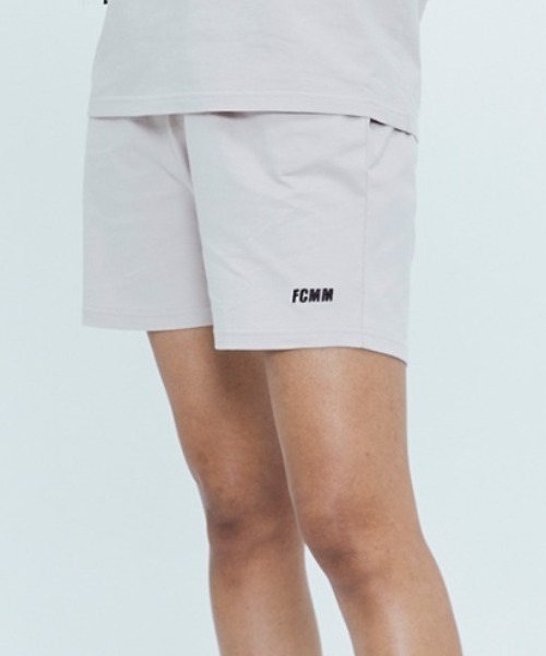 FCMM(エフシーエムエム)の「CLUB TEAM FRESH COTTON HALF PANTS/クラブチームフレッシュコットンハーフパンツ(その他パンツ・メンズ・ライトベージュ/ブラック/カーキ・X-LARGE/MEDIUM/LARGE)」の2枚目の写真