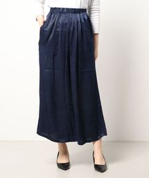 グロッシーパンツ