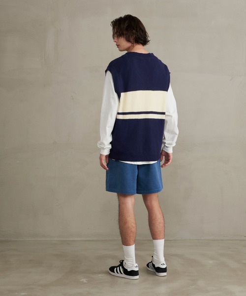 Revo.（レボ）の「Revo. パネルボーダー Vネック ルーズニットベスト（ベスト・メンズ・ブルー/ネイビー/オフホワイト・2/1）」の12枚目の写真