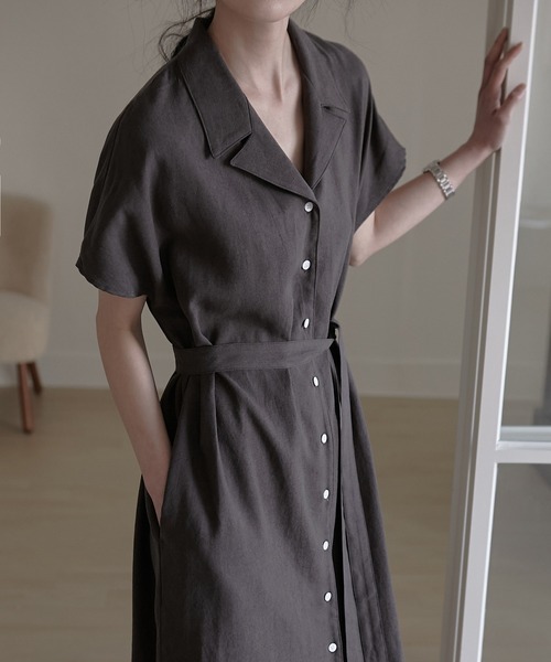 MUYMONA(ムイモナ)の「Front button open collar one-piece mmw22s030【MUYMONA】【2022SS】(ワンピース・レディース・チャコール/ライトベージュ・FREE)」の7枚目の写真