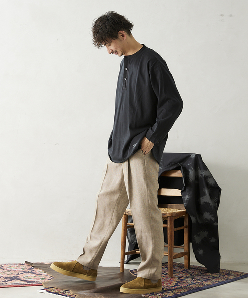 ARMY TWILL(アーミーツイル)の「【ARMY TWILL / アーミーツイル】別注 ヘンリーネックシャツ(Tシャツ/カットソー・メンズ・ホワイト/ブラック/ベージュ/カーキ・MEDIUM/LARGE)」の13枚目の写真