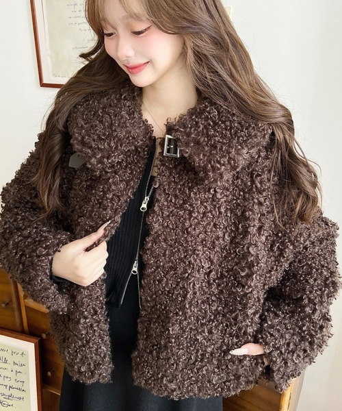 moment+（モーメントプラス）の「衿付きプードルフェイクファー