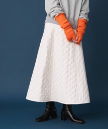 切替キルティングフレアスカート