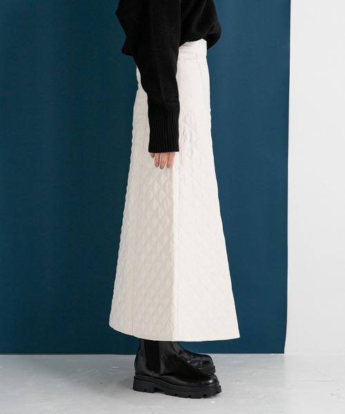 bohmal（ボマール）の「切替キルティングフレアスカート（スカート・レディース・ブラック/アイボリー・FREE）」の22枚目の写真