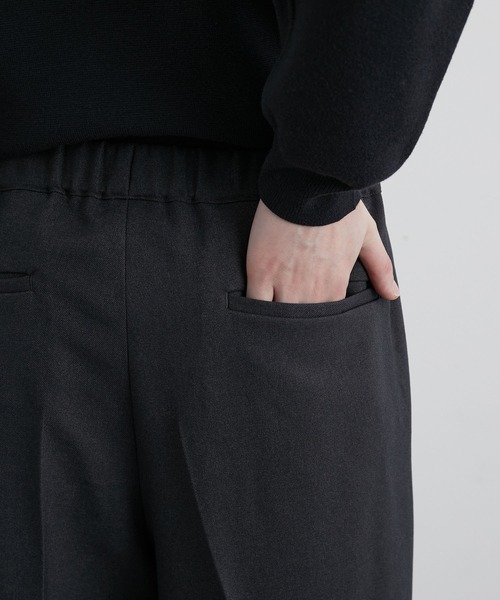JUNRED(ジュンレッド)の「2タックイージーワイドストレートパンツ(スラックス・メンズ・チャコールグレー/ネイビー/グリーン・S/M/L)」の13枚目の写真
