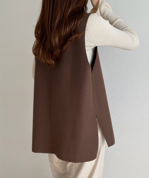 callautia（カラウティア）の「深Vネックベスト（ベスト・レディース・ブラック/ダークベージュ/グレイッシュベージュ/ダークブラウン/オリーブ/グレー/グリーン/ダークグレー/ライトグレー・SMALL/MEDIUM/LARGE/X-LARGE）」の22枚目の写真
