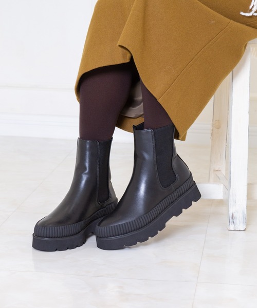 Noubel Voug Relax（ヌーベルヴォーグリラックス）の「トラックソールチェルシーブーツ（ブーツ・レディース・ブラック/カーキ/アイボリー・LL/3L/S/M/L）」の21枚目の写真