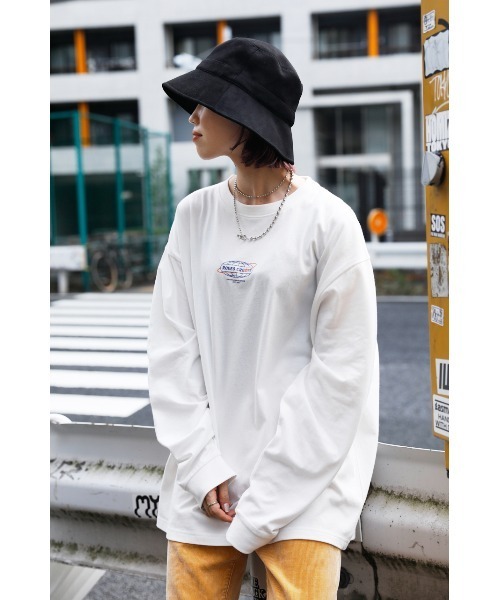 RODEO CROWNS WIDE BOWL(ロデオクラウンズワイドボウル)の「WORLDクラウンロゴL/S Tシャツ WL(Tシャツ/カットソー・レディース・ホワイト/ブラック/ブルー・FREE)」の9枚目の写真