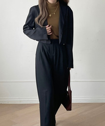 emi+（エミプラス）の「バックベルトショートテーラードジャケット＋パンツ セットアップ（セットアップ）」