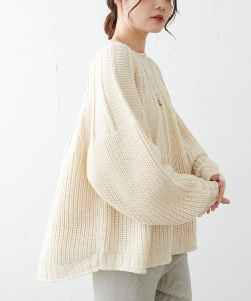 PUAL CE CIN(ピュアルセシン)の「アーチ編みニットプルオーバー(ニット/セーター・レディース・ブラック/アイボリー/グレイッシュベージュ・FREE)」の9枚目の写真