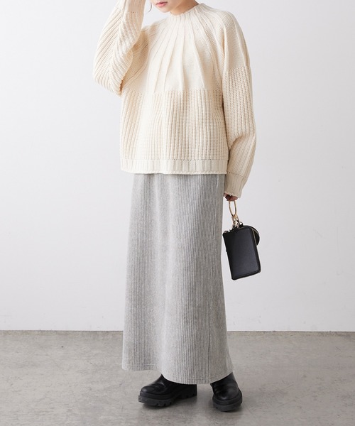 PUAL CE CIN(ピュアルセシン)の「アーチ編みニットプルオーバー(ニット/セーター・レディース・ブラック/アイボリー/グレイッシュベージュ・FREE)」の19枚目の写真