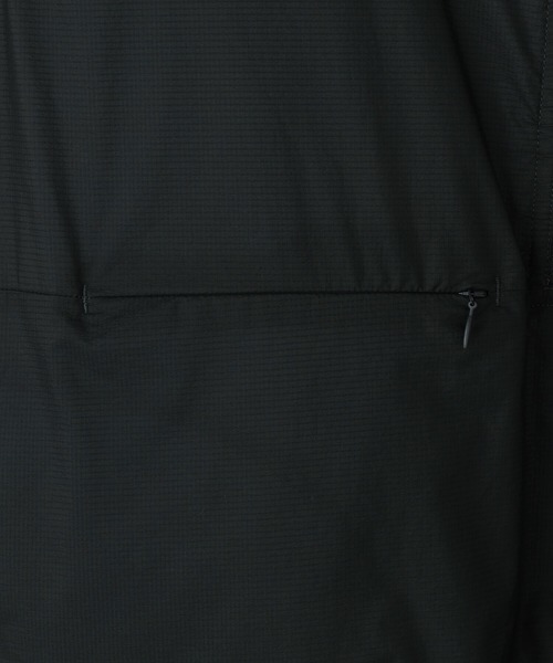 DAIWA PIER39（ダイワピア39）の「DAIWA PIER39 | TECH REVERSIBLE PULLOVER PUFF VEST WOMEN（その他アウター・レディース・グレー系その他・FREE）」の19枚目の写真