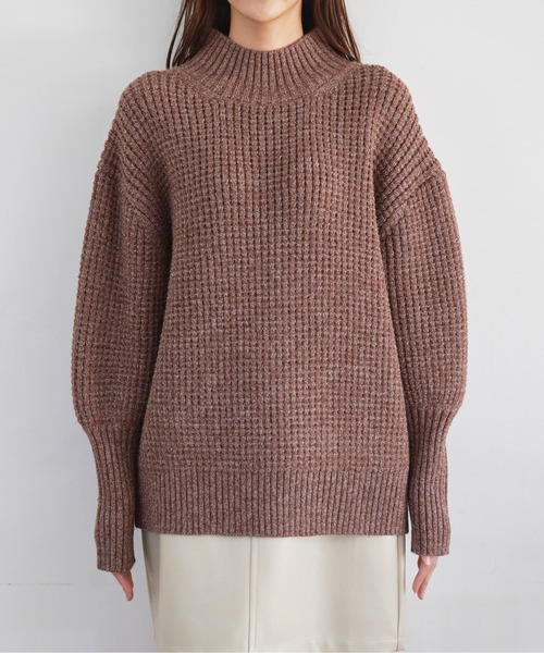 FREE'S MART（フリーズマート）の「◆ワッフルハイネックルーズニット（ニット/セーター・レディース・ホワイト/ブラウン/ブルー・FREE）」の6枚目の写真