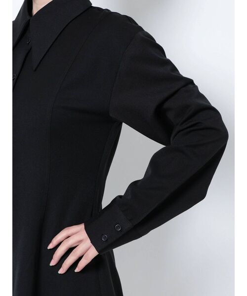 EMODA（エモダ）の「シェイプミニマルシャツワンピース（ワンピース・レディース・ネイビー/ホワイト/ブラック・FREE）」の15枚目の写真