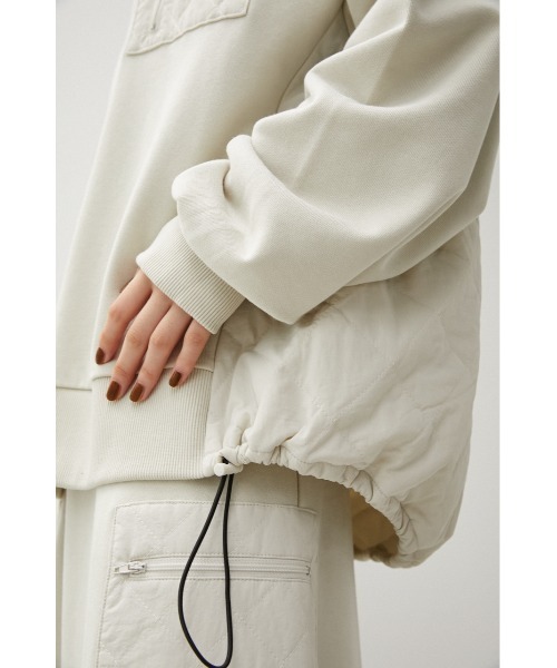 AZUL by moussy(アズールバイマウジー)の「QUILTED DETAIL HOODIE/キルティングディテールフーディ(パーカー・レディース・ブラック/カーキ/アイボリー・MEDIUM/SMALL)」の13枚目の写真