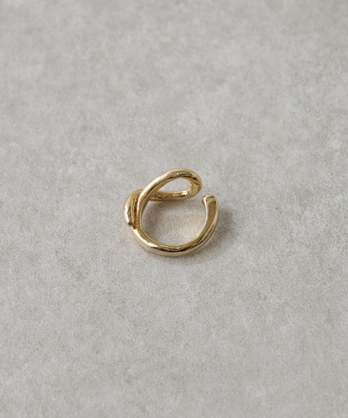 BEARDSLEY(ビアズリー)の「Knotモチーフリング(リング・レディース・ゴールド・FREE)」の2枚目の写真