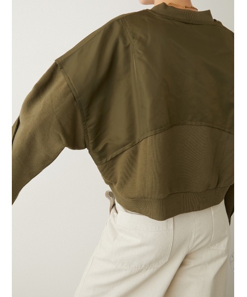 LA PEAU DE GEM（ラポドゥジェム）の「【LA PEAU DE GEM】ナイロンドッキングパーカー（パーカー・レディース・ブラック/カーキ・FREE）」の12枚目の写真