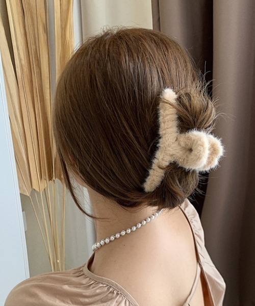 REBALANCE(リバランス)の「もこもこバレッタ(バレッタ/ヘアクリップ・レディース・A/B/C/F/E/D・ONE SIZE)」の1枚目の写真