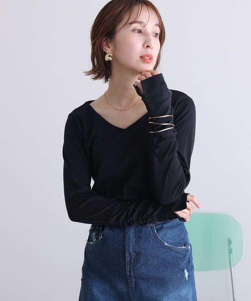 ElegChic(エレグシック)の「Vネック指空きTシャツ 長袖(Tシャツ/カットソー・レディース・グレイッシュベージュ/パープル/ネイビー/ライトグレー/カーキ/オフホワイト/チャコールグレー/杢グレー/ブラック・XL/3L/L/M/4L)」の10枚目の写真