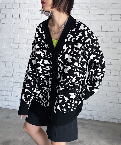 PAGEBOY(ページボーイ)の「WジャガードアソートVカーディガン(カーディガン/ボレロ・レディース・ブラック/ブラック系その他/ブルー系その他/オフホワイト・FREE)」の20枚目の写真