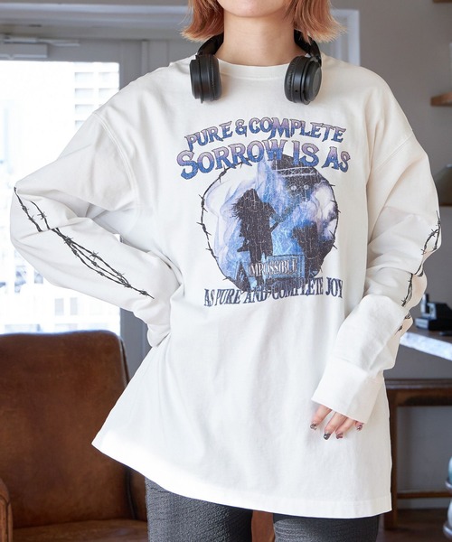 PBLIM（ページボーイリム）の「PAGEBOYLIM/ヘビーメタルロンT（Tシャツ/カットソー・レディース・オフホワイト/ネイビー/チャコールグレー・MEDIUM/LARGE）」の2枚目の写真