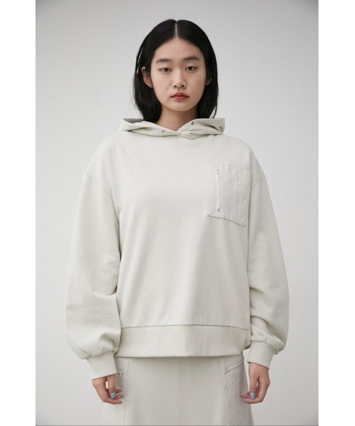 AZUL by moussy(アズールバイマウジー)の「QUILTED DETAIL HOODIE/キルティングディテールフーディ(パーカー・レディース・アイボリー/ライトカーキ/ブラック・MEDIUM/SMALL)」の8枚目の写真