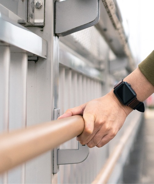 zandy(ズィーアンドワイ)の「zandy/ズィー・アンド・ワイ Apple Watch【レザー&ナイロンバンド】 アップルウォッチバンド キャンバス ナイロンベルト //// leather9(デジタル腕時計・メンズ・ホワイト/ブラウン/カーキ/ブラック・S/M)」の6枚目の写真