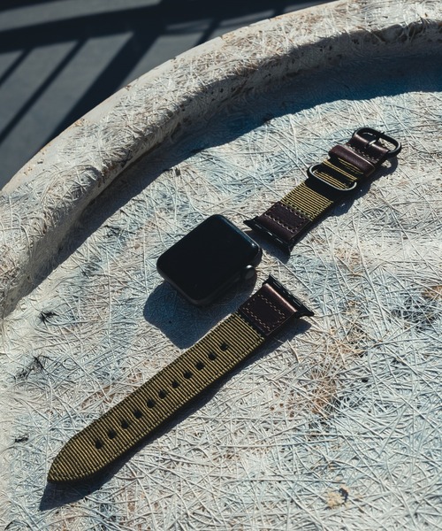 zandy(ズィーアンドワイ)の「zandy/ズィー・アンド・ワイ Apple Watch【レザー&ナイロンバンド】 アップルウォッチバンド キャンバス ナイロンベルト //// leather9(デジタル腕時計・メンズ・ホワイト/ブラウン/カーキ/ブラック・S/M)」の8枚目の写真