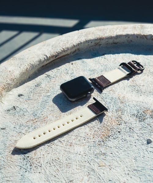 zandy(ズィーアンドワイ)の「zandy/ズィー・アンド・ワイ Apple Watch【レザー&ナイロンバンド】 アップルウォッチバンド キャンバス ナイロンベルト //// leather9(デジタル腕時計・メンズ・ホワイト/ブラウン/カーキ/ブラック・S/M)」の12枚目の写真
