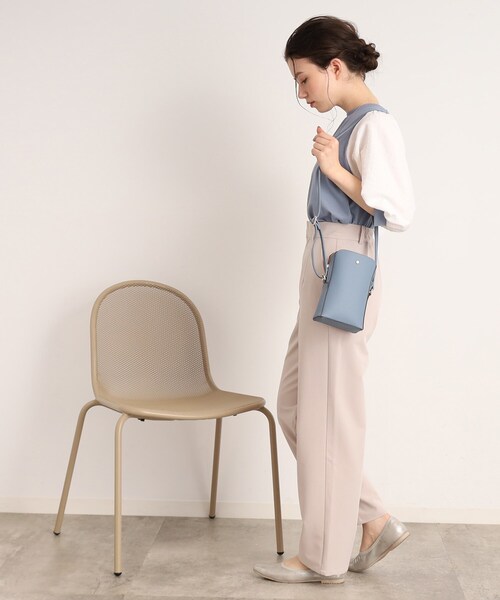 SHOO・LA・RUE（シューラルー）の「◆前後ポケットミニショルダーバッグ（ショルダーバッグ・レディース・ブラック/サンドベージュ/アイボリー/ブルー・00）」の7枚目の写真