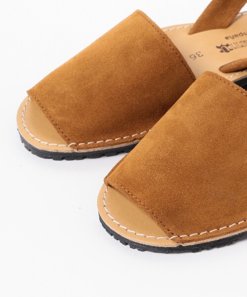 fennica（フェニカ）の「Menorquina / SUEDE SANDALS スウェードサンダル（サンダル・レディース・ネイビー/ブラウン/オリーブ・35/36/37）」の4枚目の写真