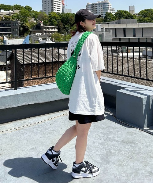 PAGEBOY（ページボーイ）の「モノクロアートT（Tシャツ/カットソー・レディース・チョコ/オフホワイト/ブラック・FREE）」の14枚目の写真