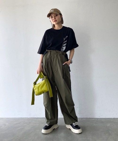 PAGEBOY（ページボーイ）の「モノクロアートT（Tシャツ/カットソー・レディース・チョコ/オフホワイト/ブラック・FREE）」の15枚目の写真