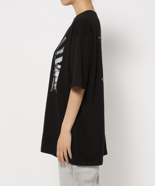 PAGEBOY（ページボーイ）の「モノクロアートT（Tシャツ