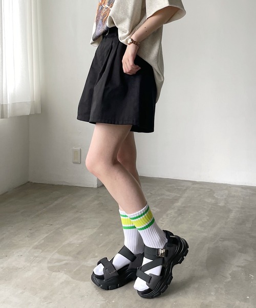 PAGEBOY（ページボーイ）の「チノタックショートパンツ（チノパンツ・レディース・ブラック/ベージュ・FREE）」の3枚目の写真