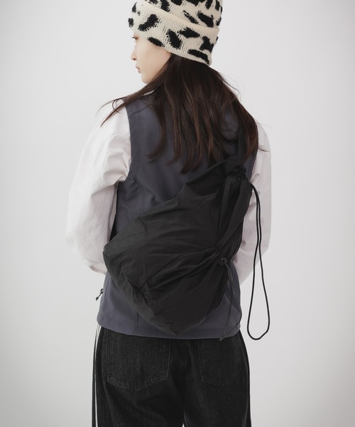 ROOPTOKYO（ループトウキョウ）の「▲shoulder bag/ショルダーバック バックパック ワンショルダーバッグ（ショルダーバッグ・レディース・オフホワイト/ベージュ/ブラック・FREE）」の3枚目の写真