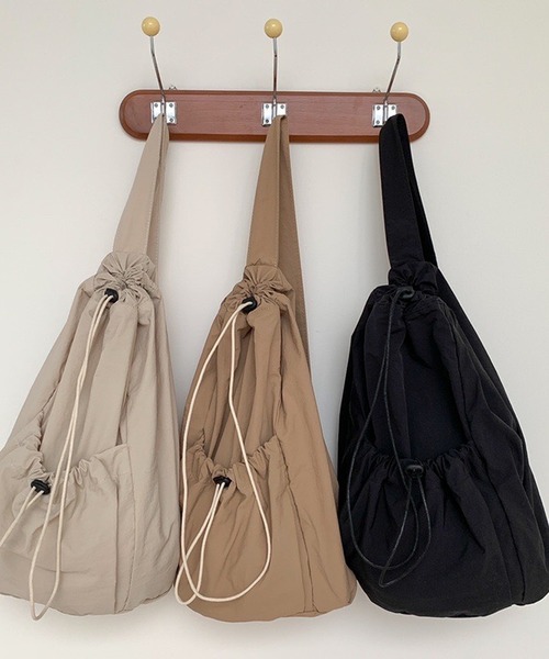 ROOPTOKYO（ループトウキョウ）の「▲shoulder bag/ショルダーバック バックパック ワンショルダーバッグ（ショルダーバッグ・レディース・オフホワイト/ベージュ/ブラック・FREE）」の17枚目の写真