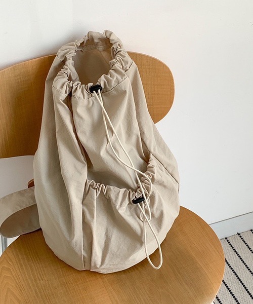 ROOPTOKYO（ループトウキョウ）の「▲shoulder bag/ショルダーバック バックパック ワンショルダーバッグ（ショルダーバッグ・レディース・オフホワイト/ベージュ/ブラック・FREE）」の4枚目の写真