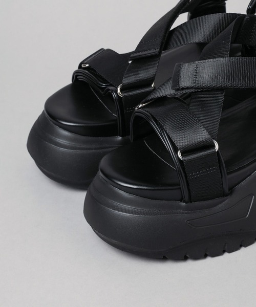 HARE（ハレ）の「スニーカーソールサンダル(HARE)（サンダル・レディース・ホワイト/ブラック・MEDIUM/LARGE）」の17枚目の写真