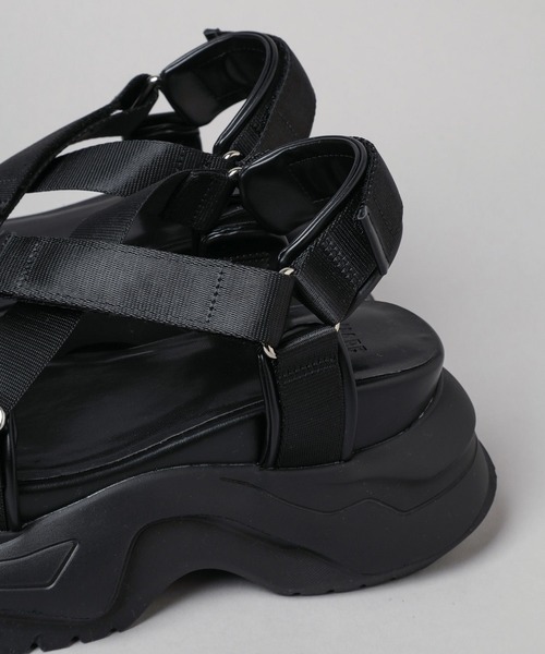 HARE（ハレ）の「スニーカーソールサンダル(HARE)（サンダル・レディース・ホワイト/ブラック・MEDIUM/LARGE）」の13枚目の写真