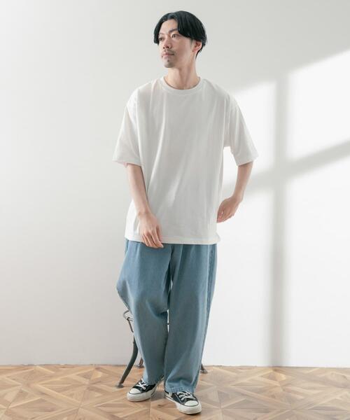 ITEMS URBANRESEARCH(アイテムズ アーバンリサーチ)の「USAコットン オーバーサイズTシャツ(Tシャツ/カットソー・メンズ・ブラック/グリーン/イエロー/オフホワイト/ブルー・LARGE/MEDIUM)」の8枚目の写真