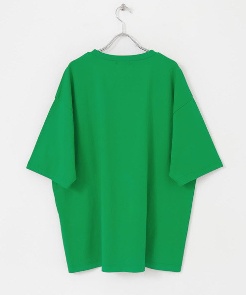 ITEMS URBANRESEARCH(アイテムズ アーバンリサーチ)の「USAコットン オーバーサイズTシャツ(Tシャツ/カットソー・メンズ・ブラック/グリーン/イエロー/オフホワイト/ブルー・LARGE/MEDIUM)」の8枚目の写真